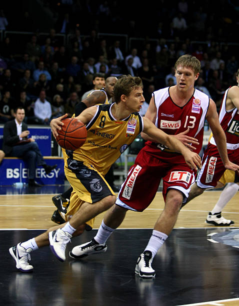 这一判罚迅 这一判罚迅