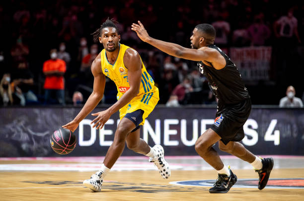 分析内雷斯 分析内雷斯